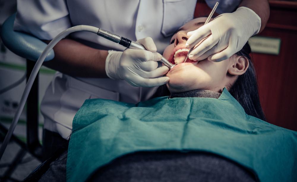 The Ultimate Guide to Choosing the Right Dentist for Your Oral Health